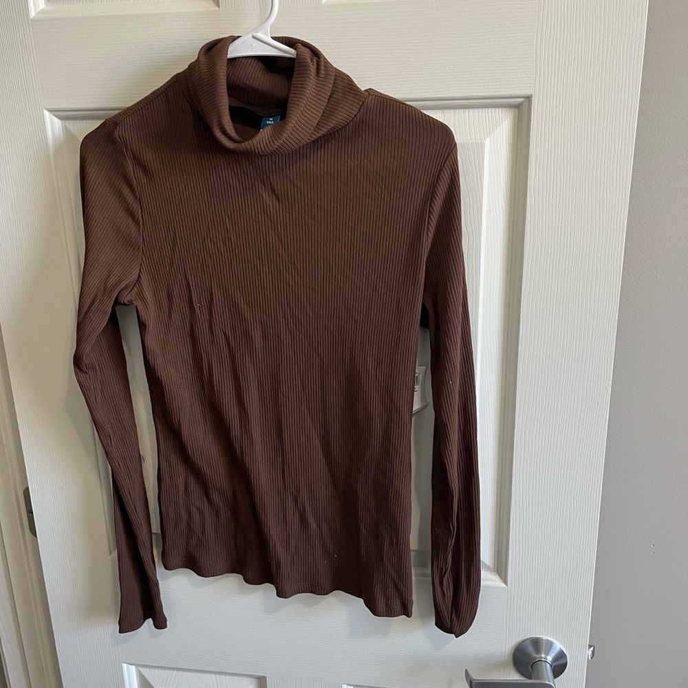 Old Navy Turtleneck Sweater (Tall Size)